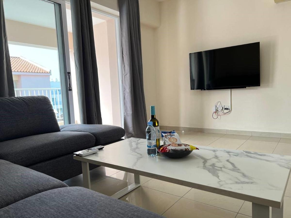 Greek Harmony Apartment Paralímni Extérieur photo